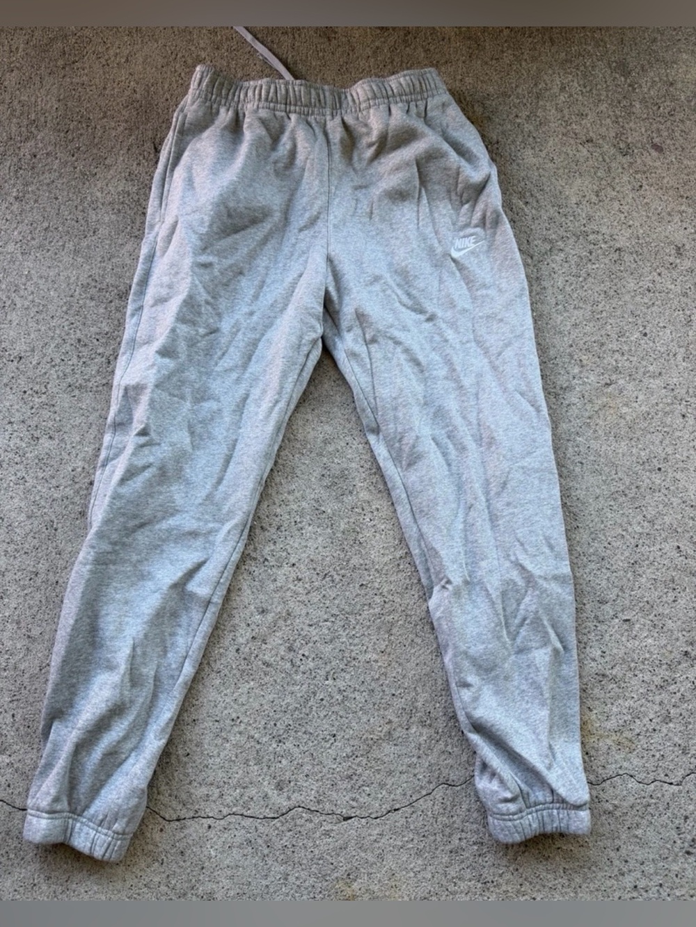 NIKE Men’s Gray Jogger Sweatpants Size Medium